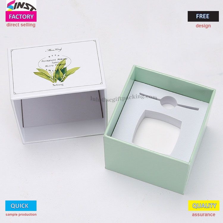 Hộp quà tặng nước hoa sang trọng với bìa
